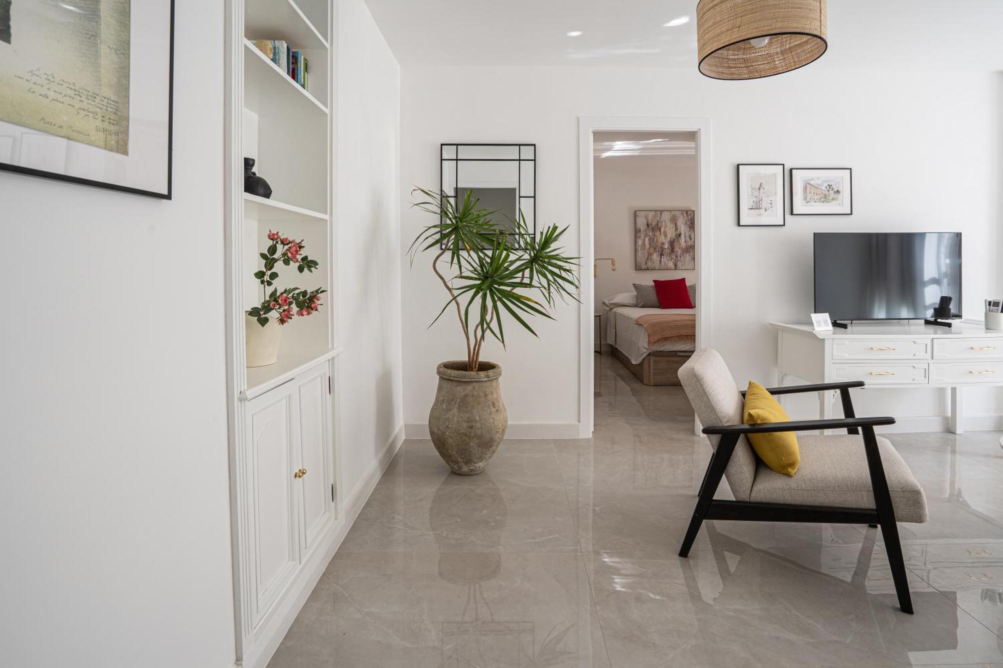 Apartment Center Soho Deluxe Malaga Exterior photo