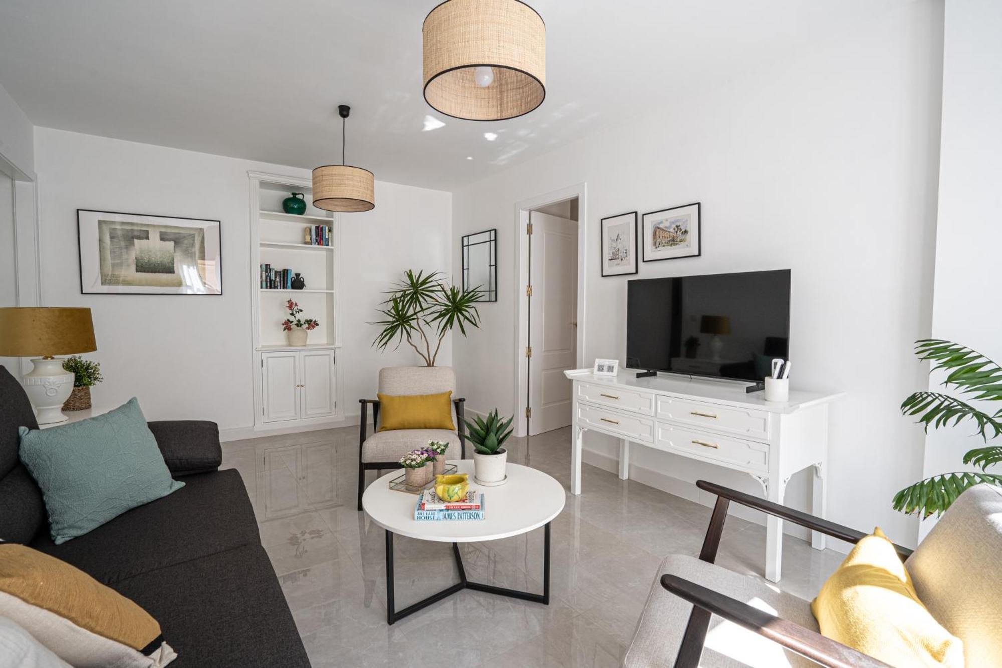 Apartment Center Soho Deluxe Malaga Exterior photo